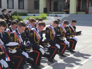 Прощание со знаменем 2024